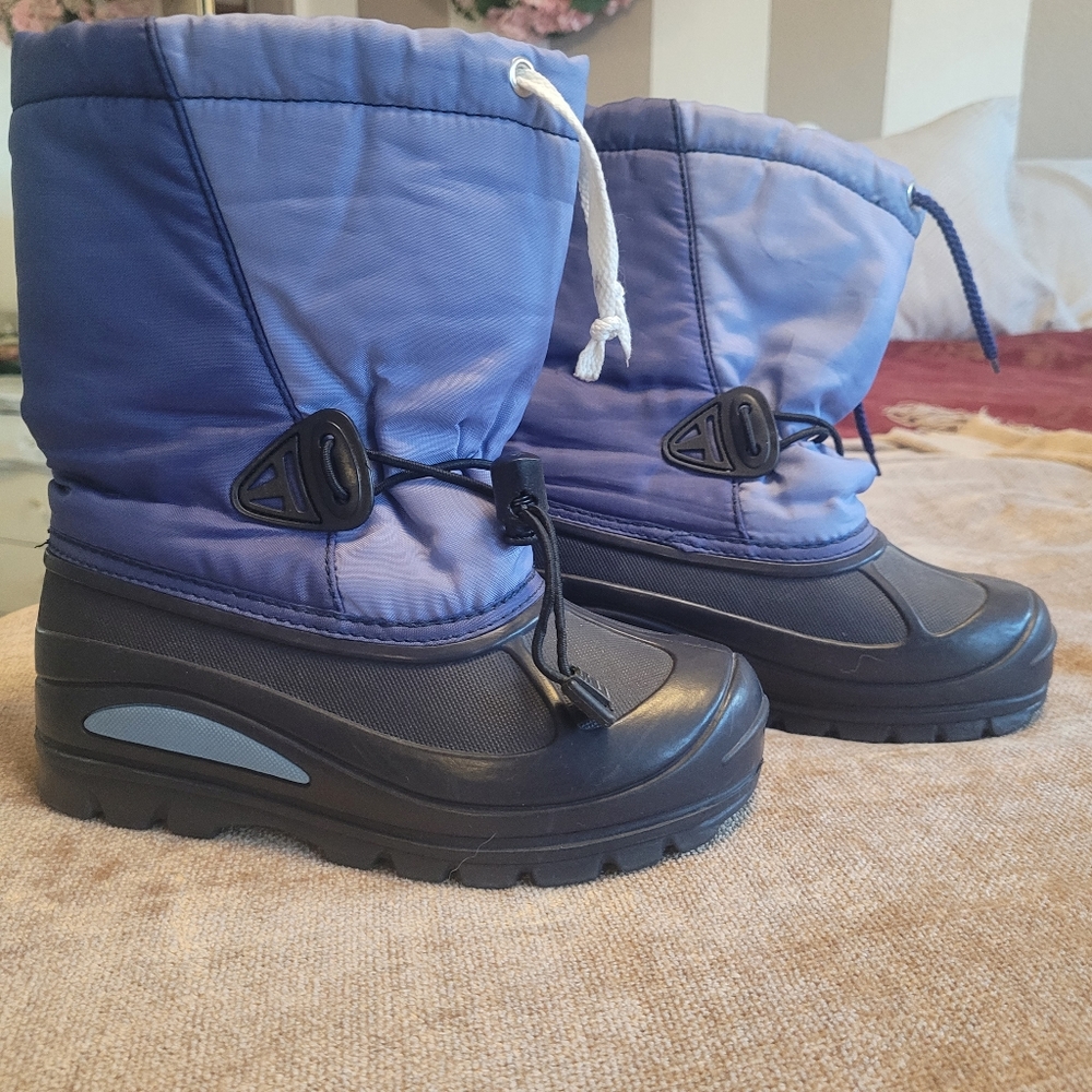 Children's Outdoor Ski Boots Size 1
